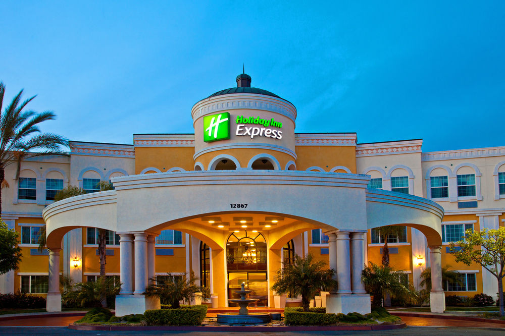 Vacation Hub International - VHI - Travel Club - Holiday Inn Express San Clemente North