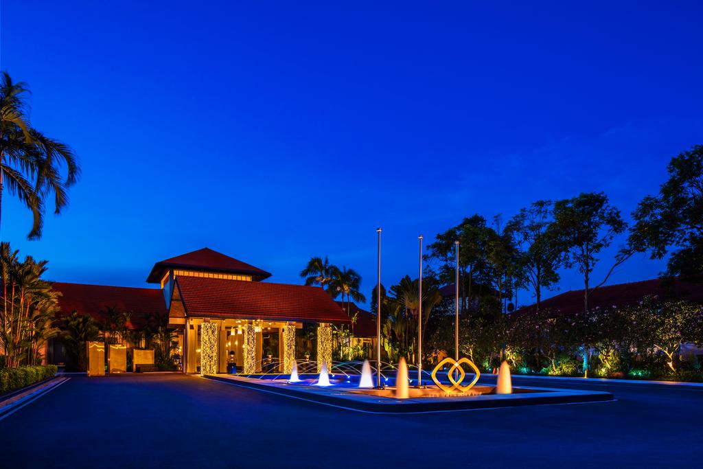 Vacation Hub International - VHI - Travel Club - Sofitel Singapore Sentosa Resort and Spa