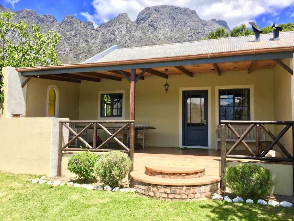 Vacation Hub International - VHI - Travel Club - Franschhoek Country Cottages