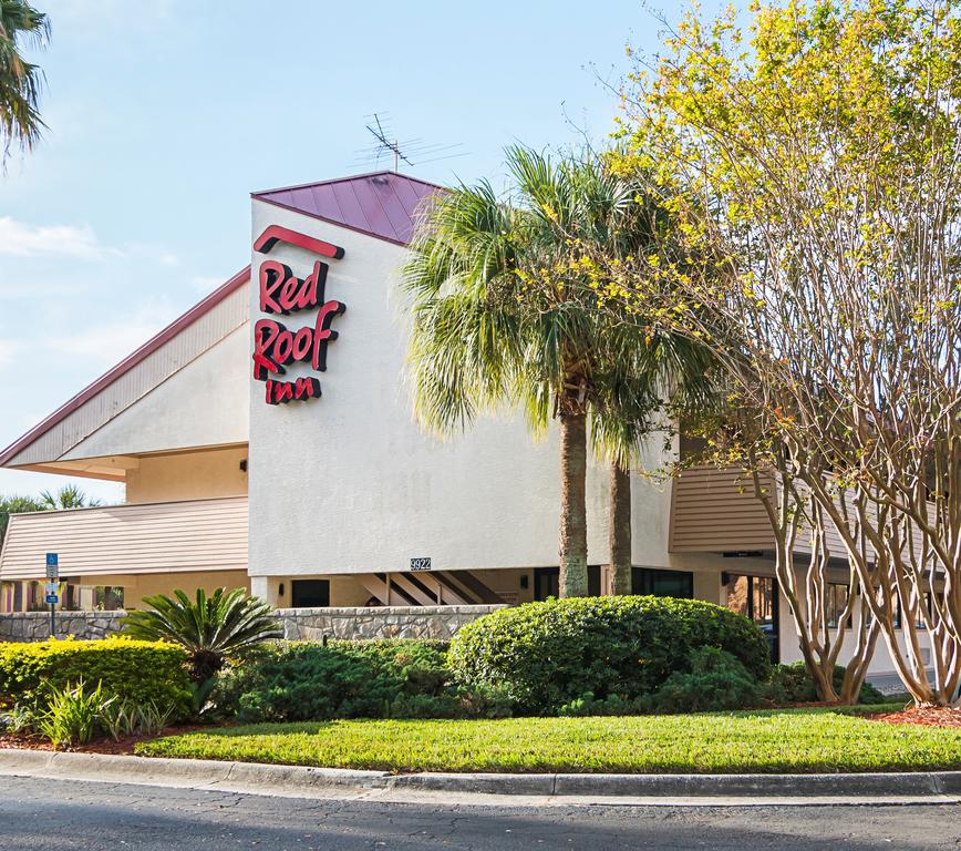 Vacation Hub International - VHI - Travel Club - Red Roof Inn Orlando Convention Center