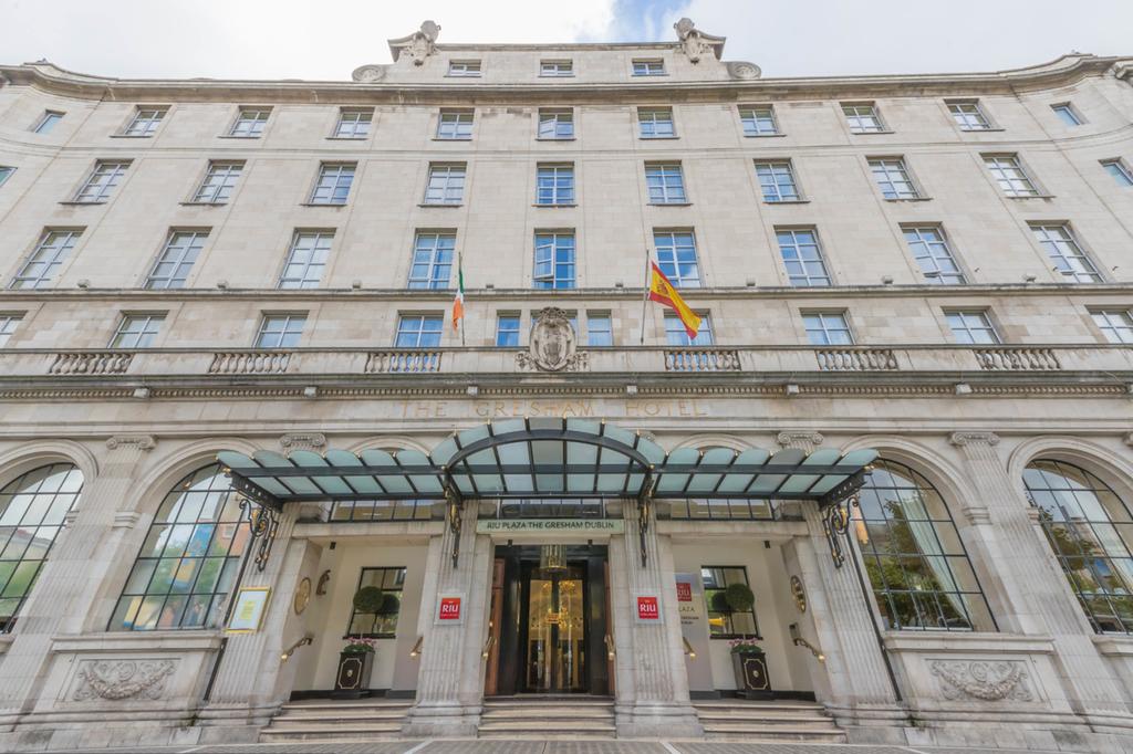 Vacation Hub International - VHI - Travel Club - Riu Plaza The Gresham Hotel