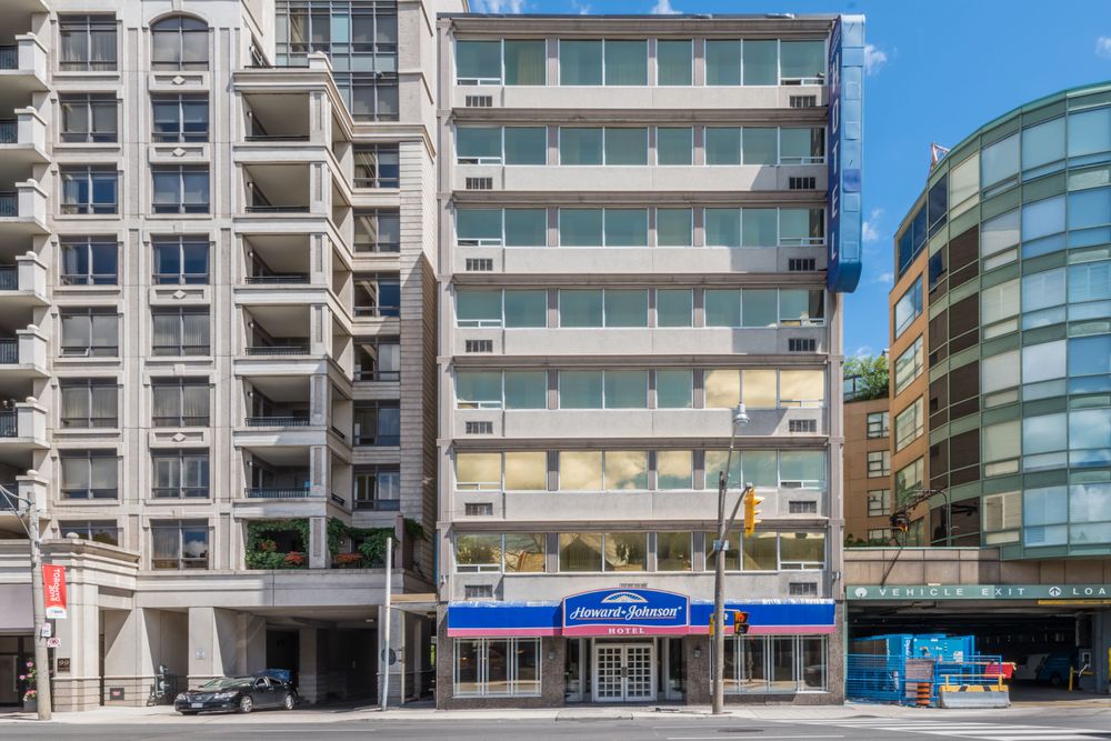 Vacation Hub International - VHI - Travel Club - Howard Johnson Hotel Toronto Yorkville