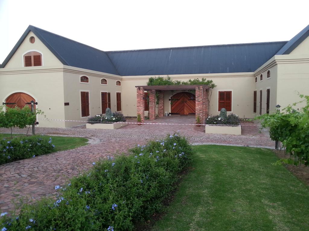Vacation Hub International - VHI - Travel Club - Le Bac Estates