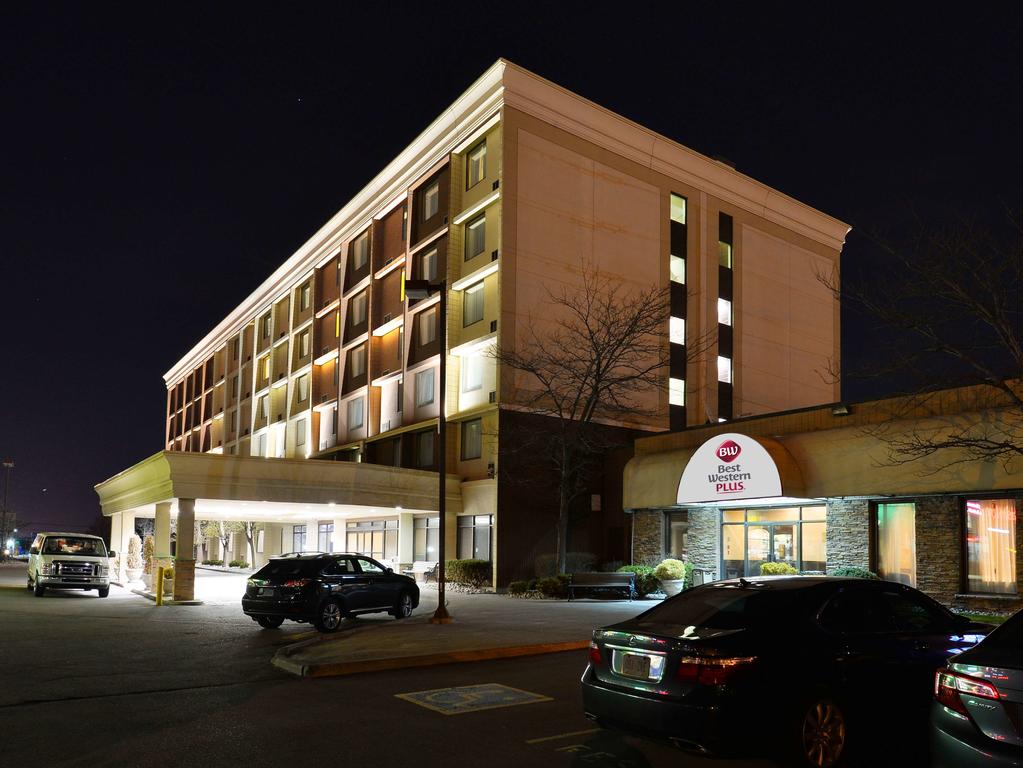 Vacation Hub International - VHI - Travel Club - Best Western Plus Toronto Airport Hotel