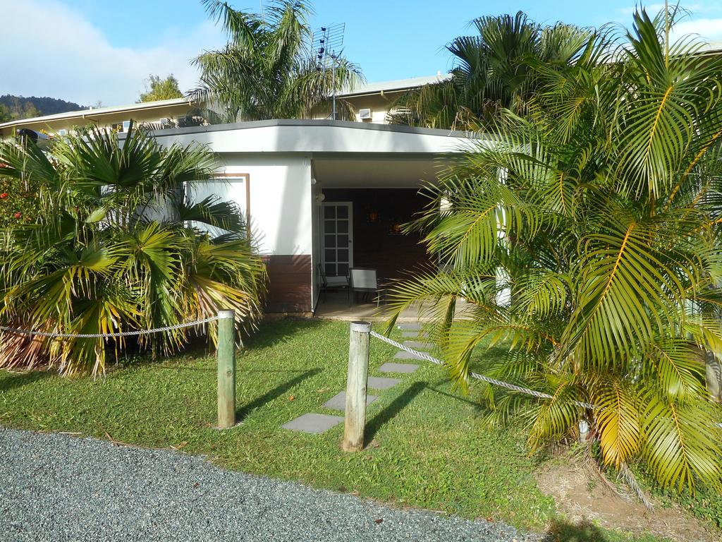 Vacation Hub International - VHI - Travel Club - Bush Village Budget Cabins