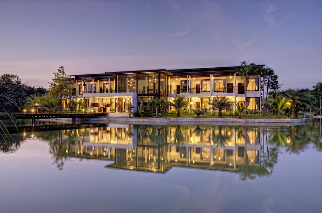 Vacation Hub International - VHI - Travel Club - Horizon Village & Resort
