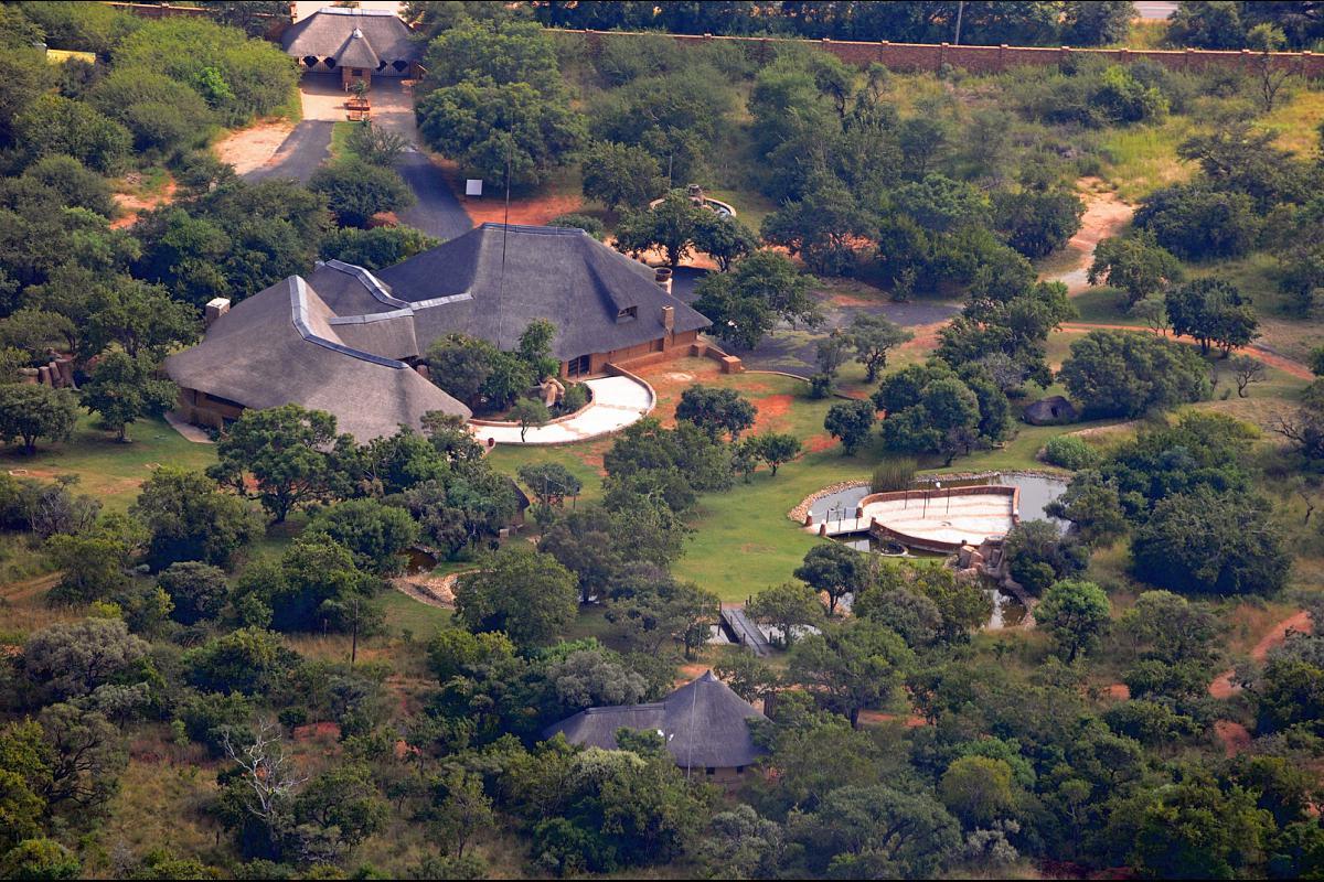 Vacation Hub International - VHI - Travel Club - Out of Africa Lodge