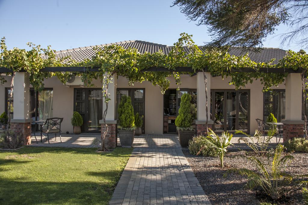 Vacation Hub International - VHI - Travel Club - Excellent Guest House
