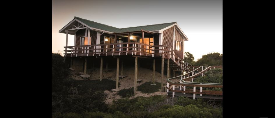 Vacation Hub International - VHI - Travel Club - Pine Lodge Resort & Conference Centre