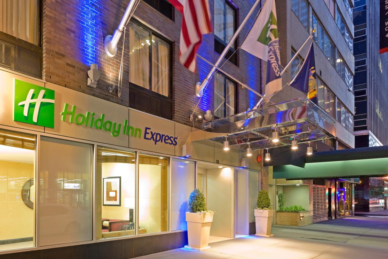 Vacation Hub International - VHI - Travel Club - Holiday Inn Express New York City - Wall Street