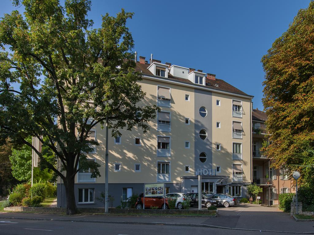 Vacation Hub International - VHI - Travel Club - Spalentor Hotel