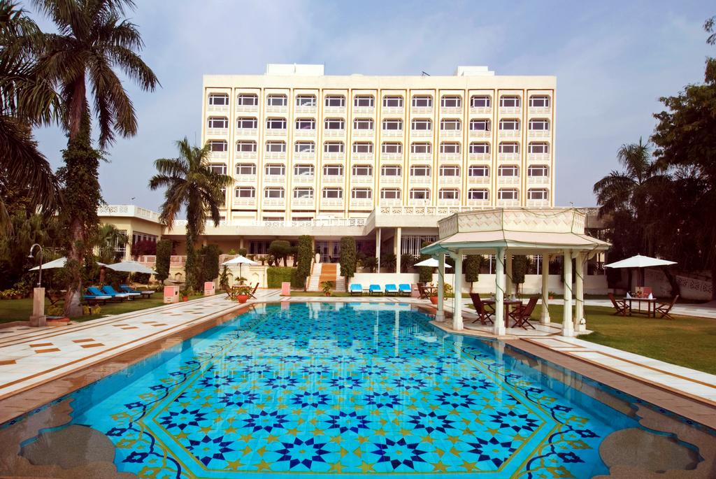 Vacation Hub International - VHI - Travel Club - The Gateway Hotel Fatehabad Road Agra