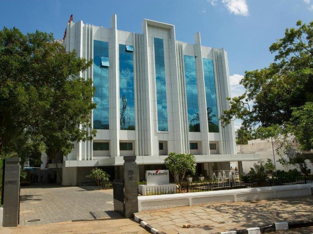 Vacation Hub International - VHI - Travel Club - Clarion Hotel President