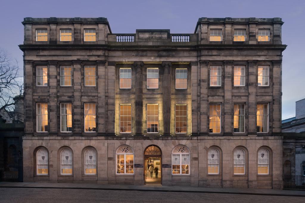 Vacation Hub International - VHI - Travel Club - Princes Street Suites