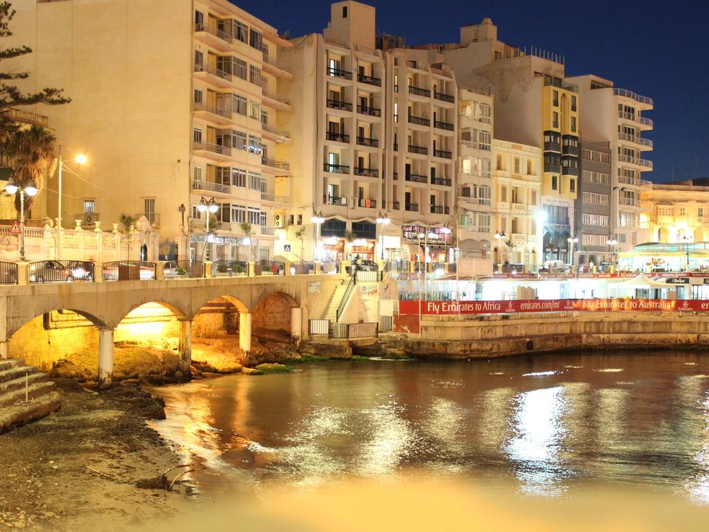 Vacation Hub International - VHI - Travel Club - St Julian's Bay Hotel