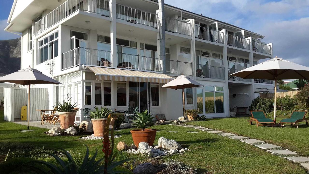 Vacation Hub International - VHI - Travel Club - Hermanus Beach Villa