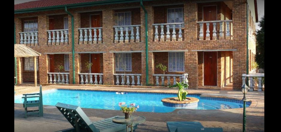 Vacation Hub International - VHI - Travel Club - Airport Inn Bed And Breakfast