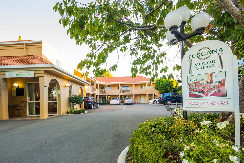 Vacation Hub International - VHI - Travel Club - Tuscana Motor Lodge