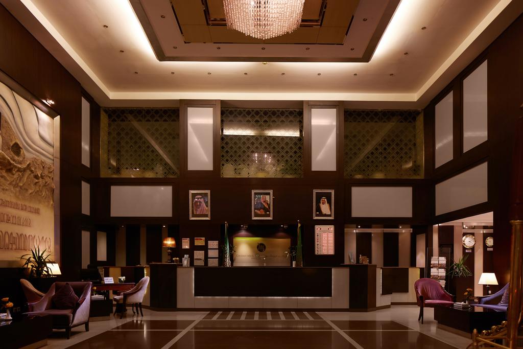 Vacation Hub International - VHI - Majlis Grand Mercure Madinah Hotel
