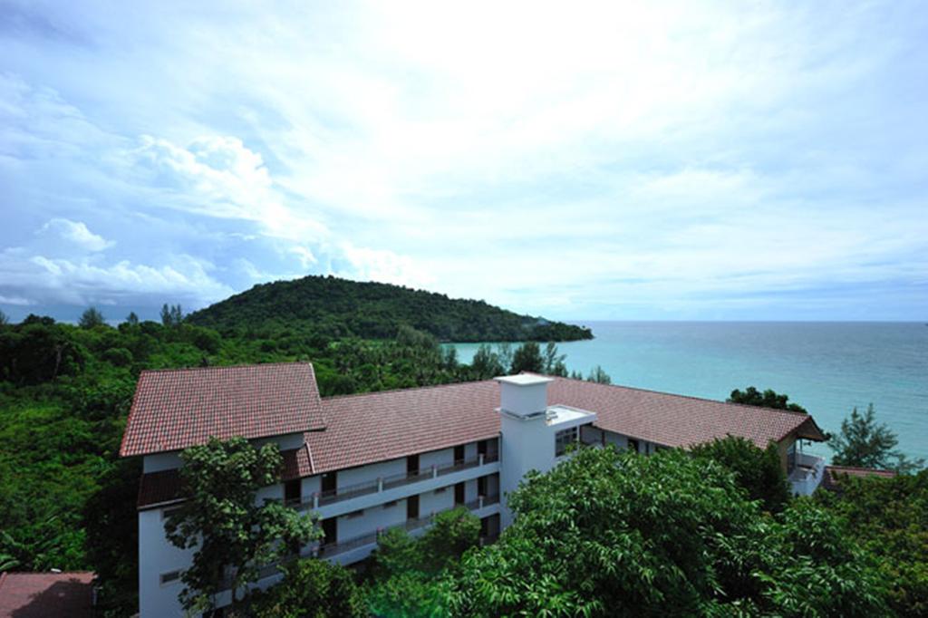 Vacation Hub International - VHI - Travel Club - Tri Trang Beach Resort by Diva Hotels