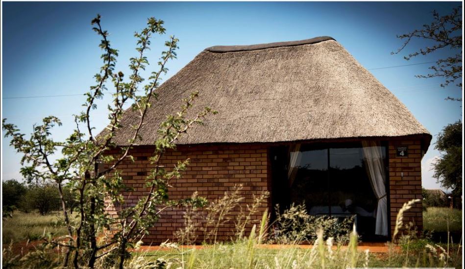 Vacation Hub International - VHI - Travel Club - Chapman Safaris Game Lodge