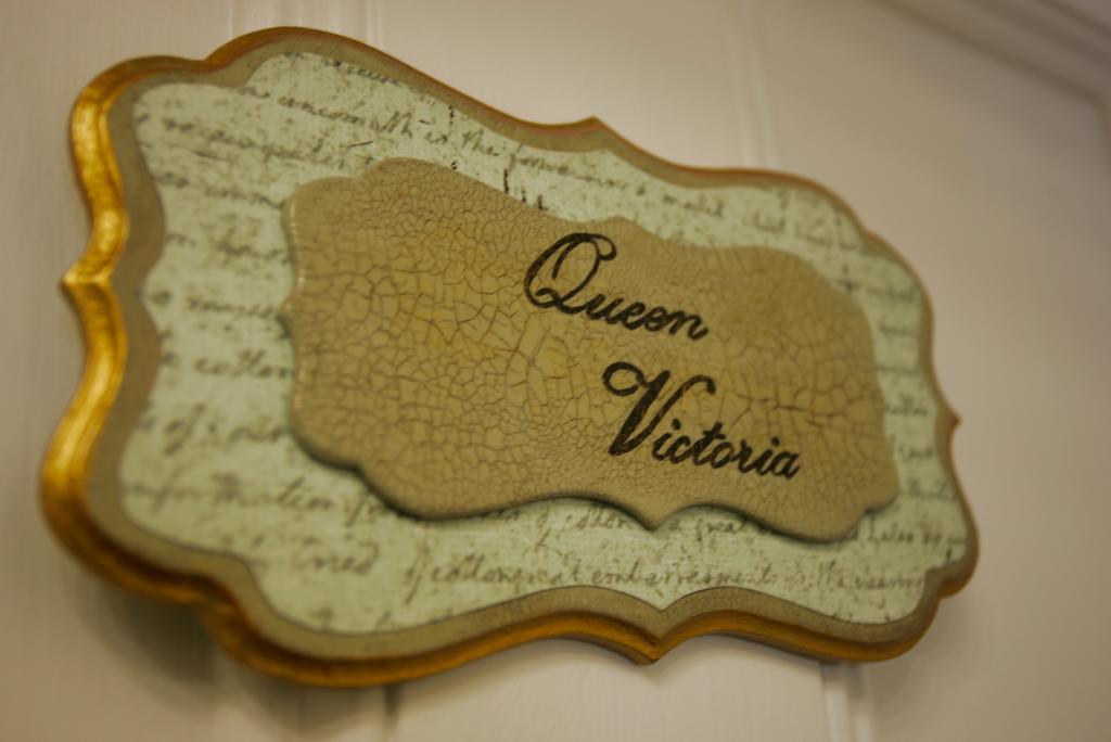 Vacation Hub International - VHI - Travel Club - Riversyde Manor - Queen Victoria