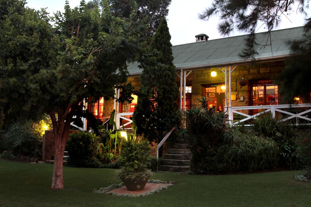 Vacation Hub International - VHI - Travel Club - Shamrock Arms Guest Lodge
