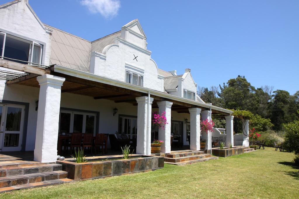 Vacation Hub International - VHI - Fynbos Ridge Country House