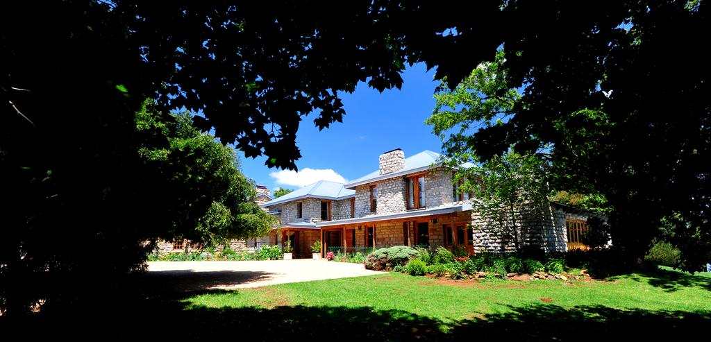 Vacation Hub International - VHI - Travel Club - The FarSide Farm