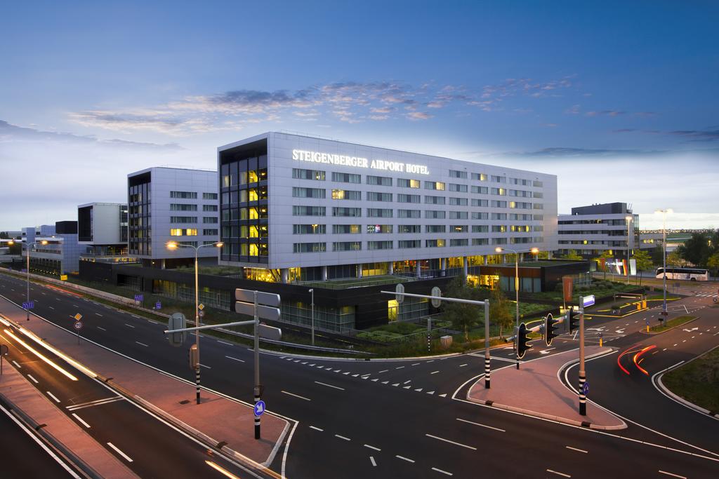 Vacation Hub International - VHI - Travel Club - Steigenberger Airport Hotel