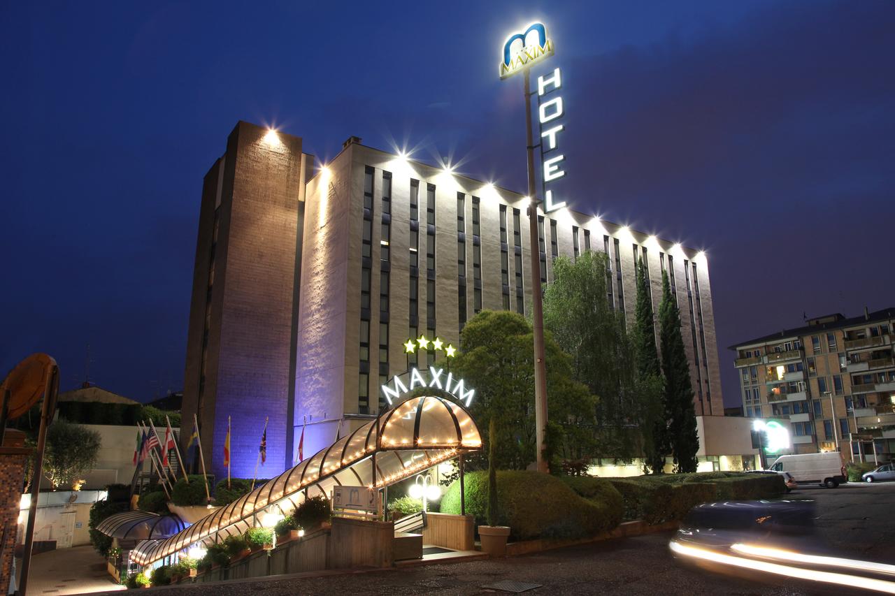Vacation Hub International - VHI - Travel Club - Maxim Hotel