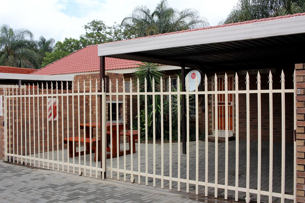 Vacation Hub International - VHI - Travel Club - Rustenburg Self Catering Units