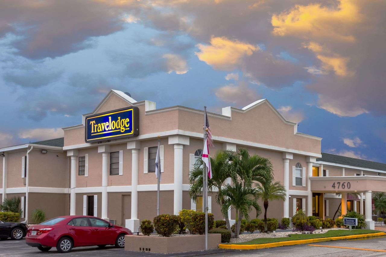 Vacation Hub International - VHI - Travel Club - Travelodge by Wyndham Fort Myers