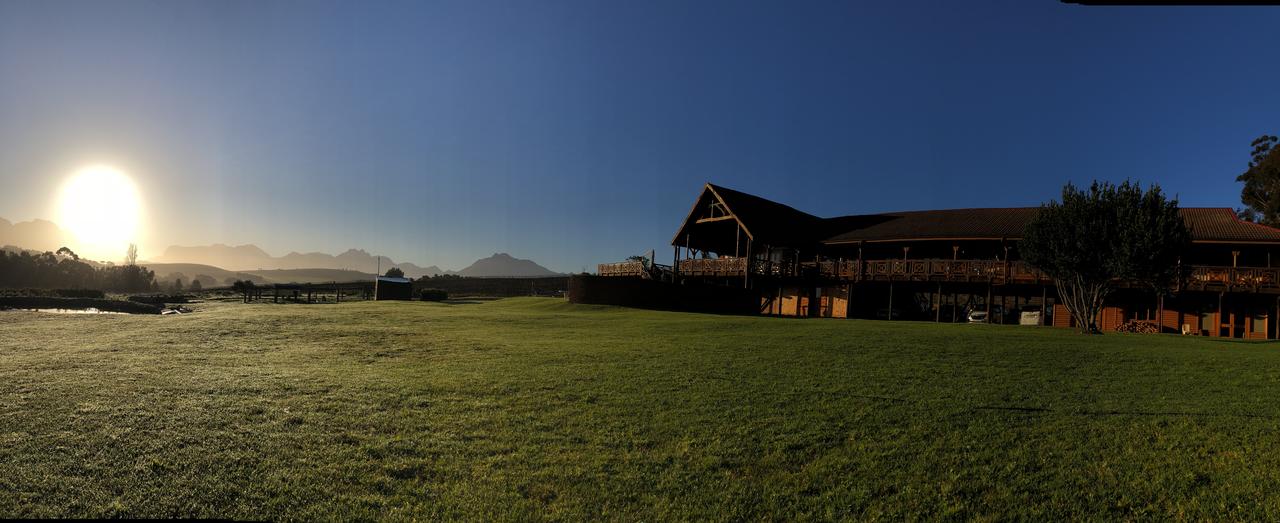 Vacation Hub International - VHI - Travel Club - The Log Cabin