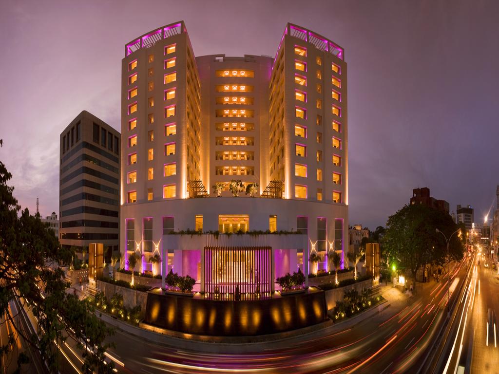 Vacation Hub International - VHI - The Raintree, Anna Salai Hotel