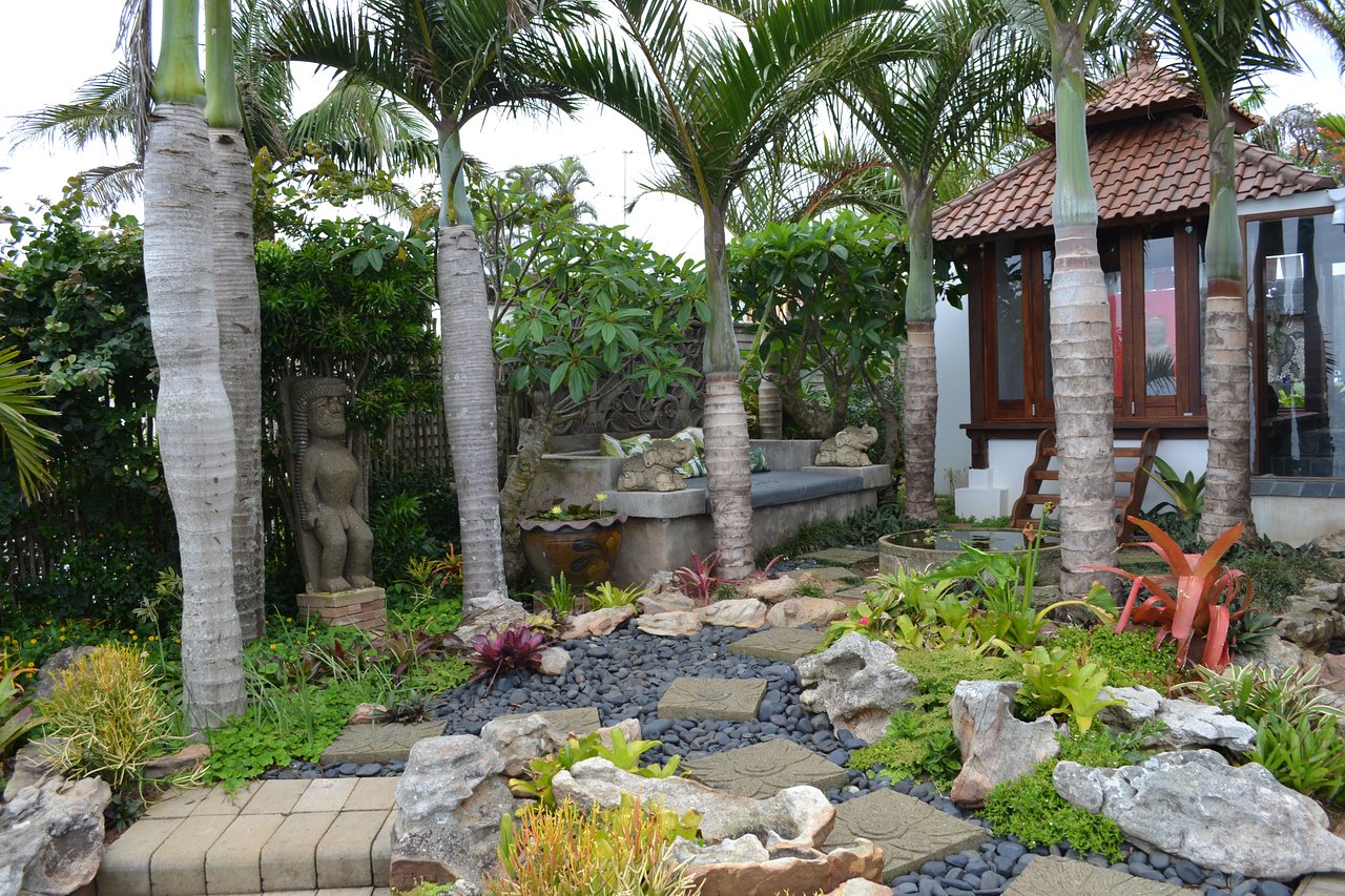 Vacation Hub International - VHI - Nakai Beach in Southbroom