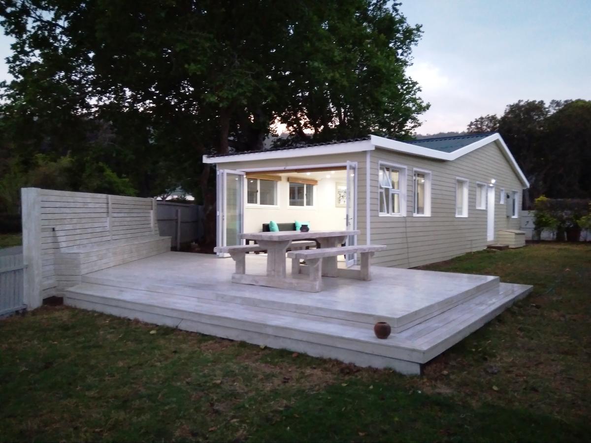 Vacation Hub International - VHI - Travel Club - Blue Bottle House