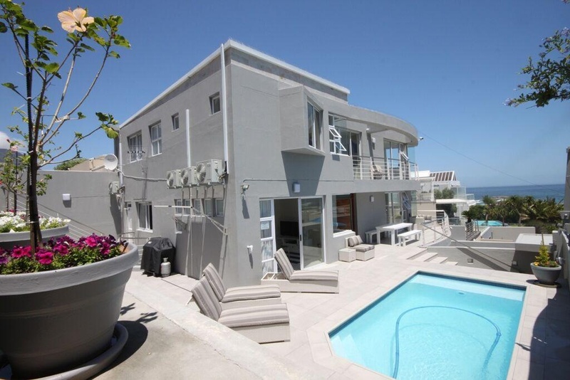 Vacation Hub International - VHI - Travel Club - Camps Bay Vacations