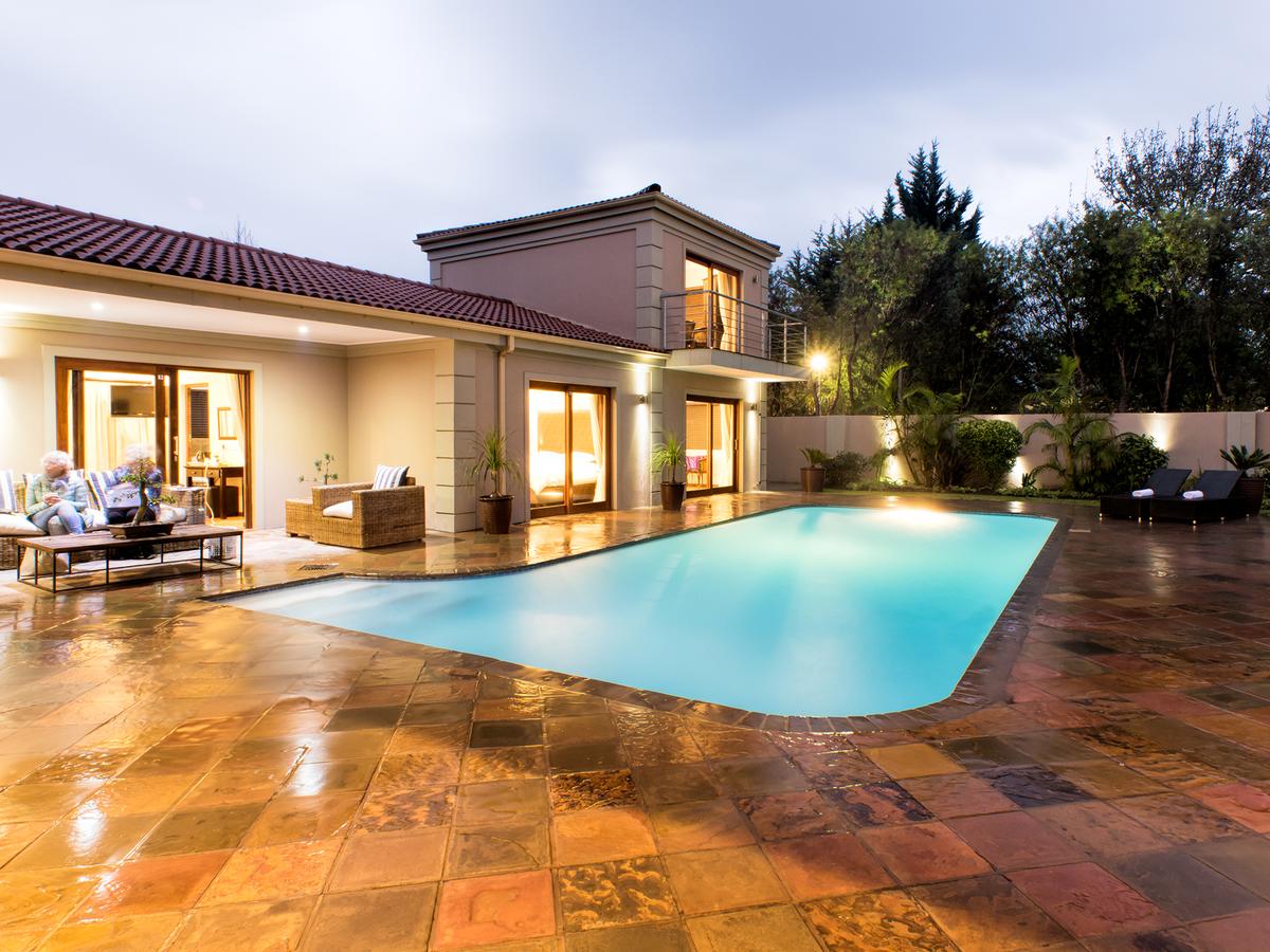 Vacation Hub International - VHI - Travel Club - Lord Caledon - The Guest House