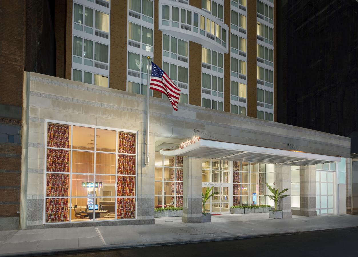 Vacation Hub International - VHI - Hampton Inn Manhattan/Times Square Central
