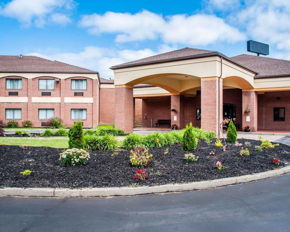 Vacation Hub International - VHI - Travel Club - Comfort Suites Buffalo Airport