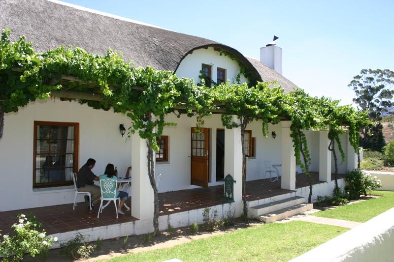 Vacation Hub International - VHI - Travel Club - Manley Wine Lodge