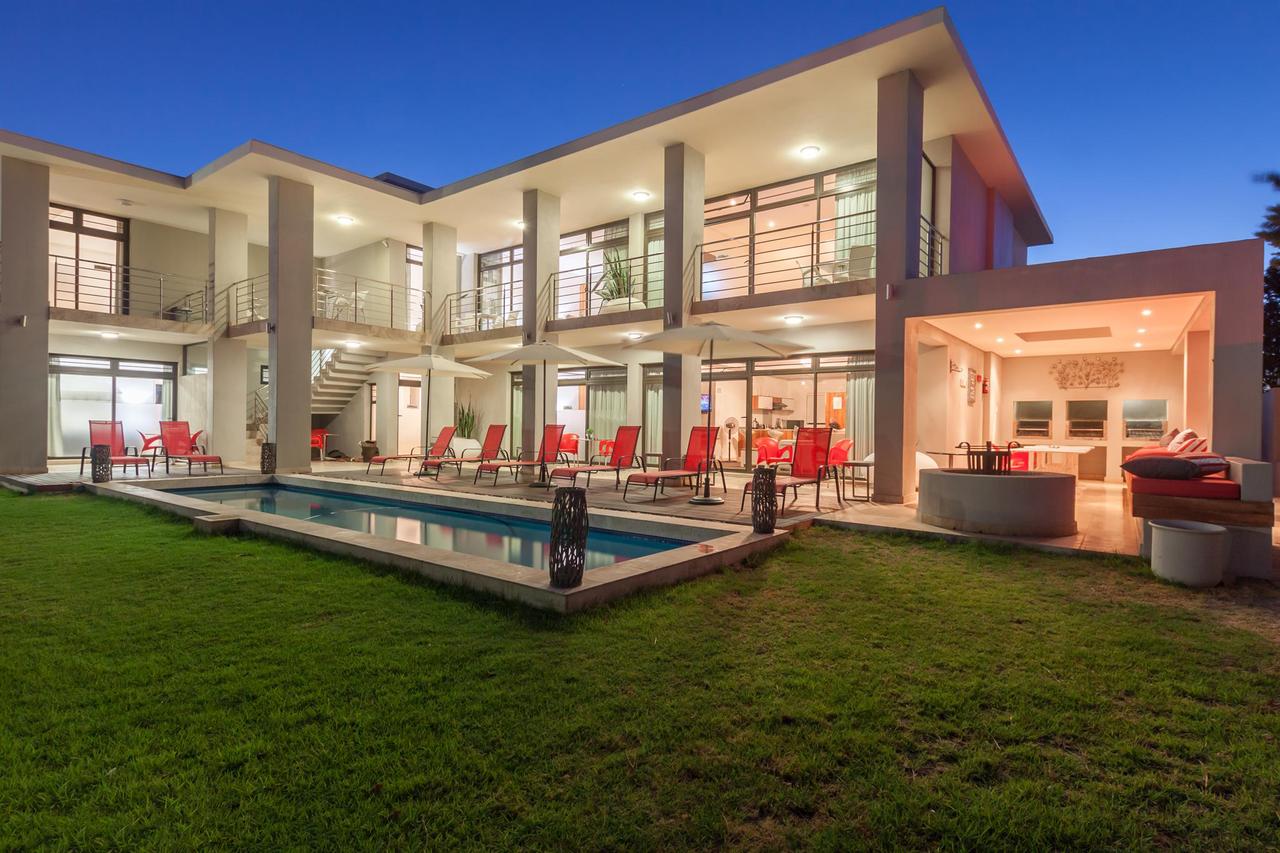 Vacation Hub International - VHI - Travel Club - Sunset Beach Luxury Apartmants