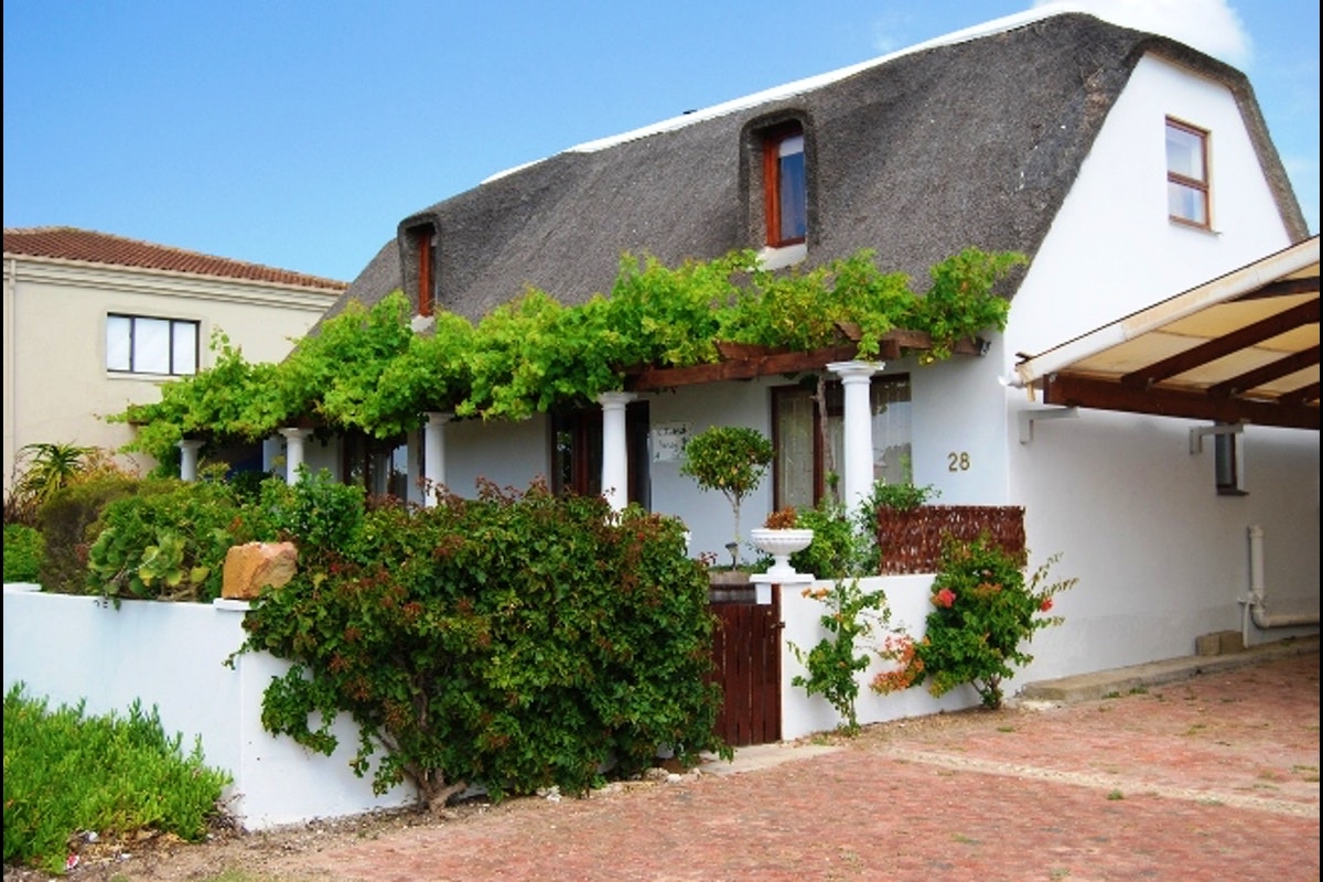 Vacation Hub International - VHI - Travel Club - Witsand Vines