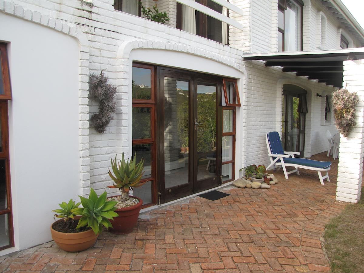 Vacation Hub International - VHI - Travel Club - Madon Studio Self Catering Apartment