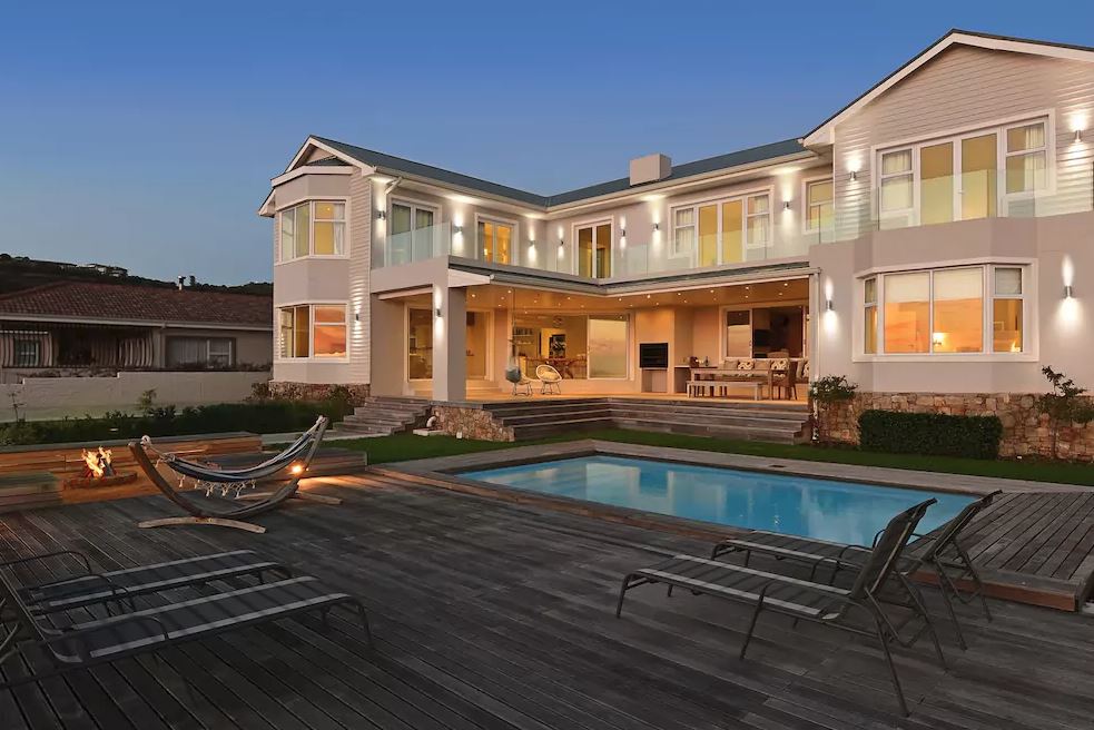 Vacation Hub International - VHI - Travel Club - The Seaside House