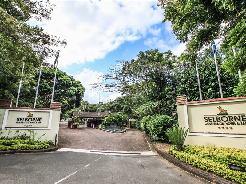 Vacation Hub International - VHI - Travel Club - Beautiful Sunbird