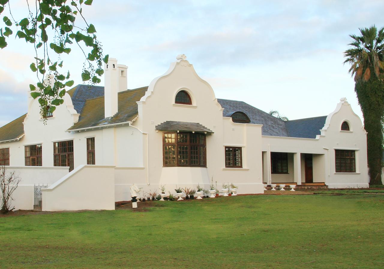 Vacation Hub International - VHI - Travel Club - Excelsior Manor Guesthouse