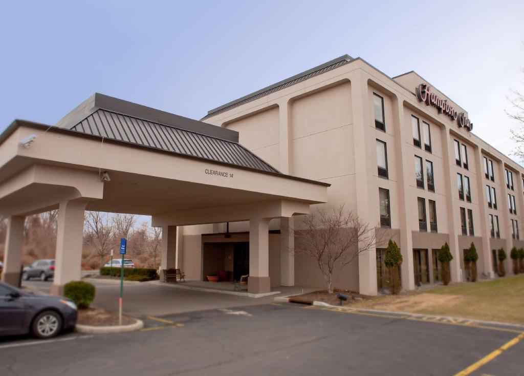 Vacation Hub International - VHI - Travel Club - Hampton Inn Ridgefield Park