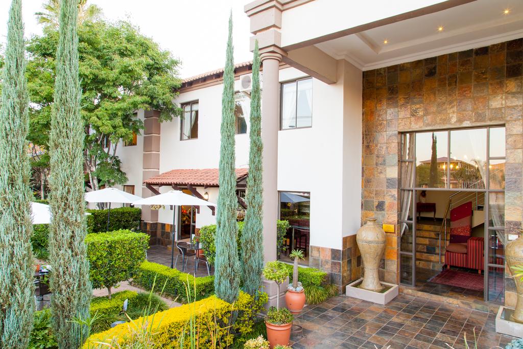Vacation Hub International - VHI - Constantia Manor Guest House